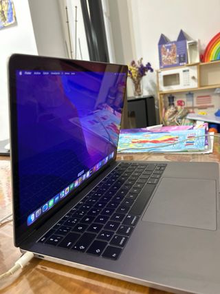 MacBook Pro 13 2017 Space Gray, reparación o pieza