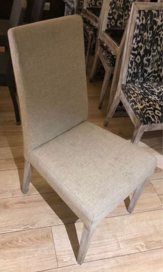 26 Sillas Beige Tela