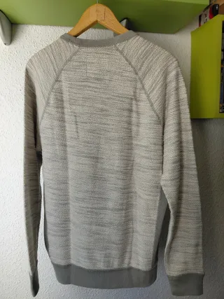 Jersey Hollister bonito 