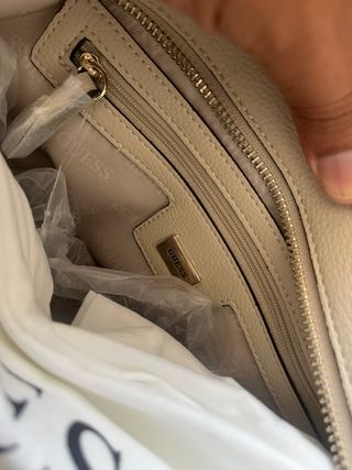 Bolso Guess Beige