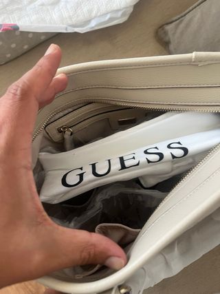 Bolso Guess Beige
