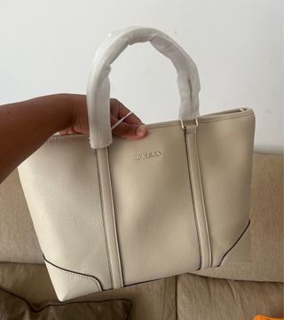 Bolso Guess Beige