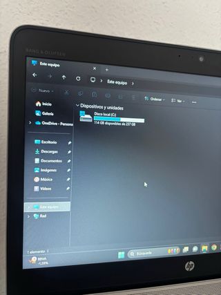 Portátil HP 16GB RAM 237GB Plata