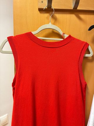 Vestido midi Zara rojo