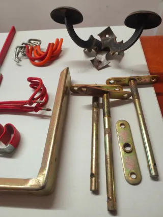 Anclajes de pared varios