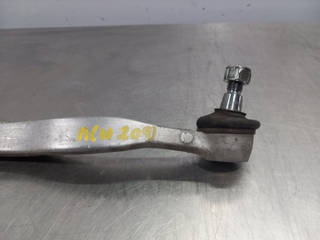 BRAZO SUSPENSION INFERIOR DELANTERO DERECHO MERCE