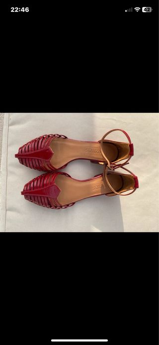 Zapatos nuevos ganzitos