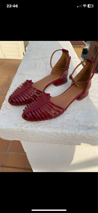 Zapatos nuevos ganzitos