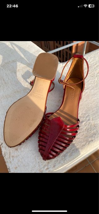 Zapatos nuevos ganzitos