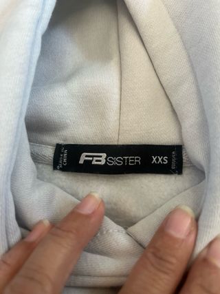 Sudadera rosa con capucha