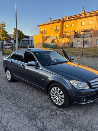 Mercedes-Benz 204 2008