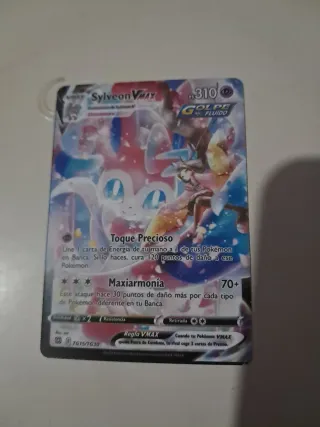 Carta Pokémon Sylveon VMAX 7615/7630