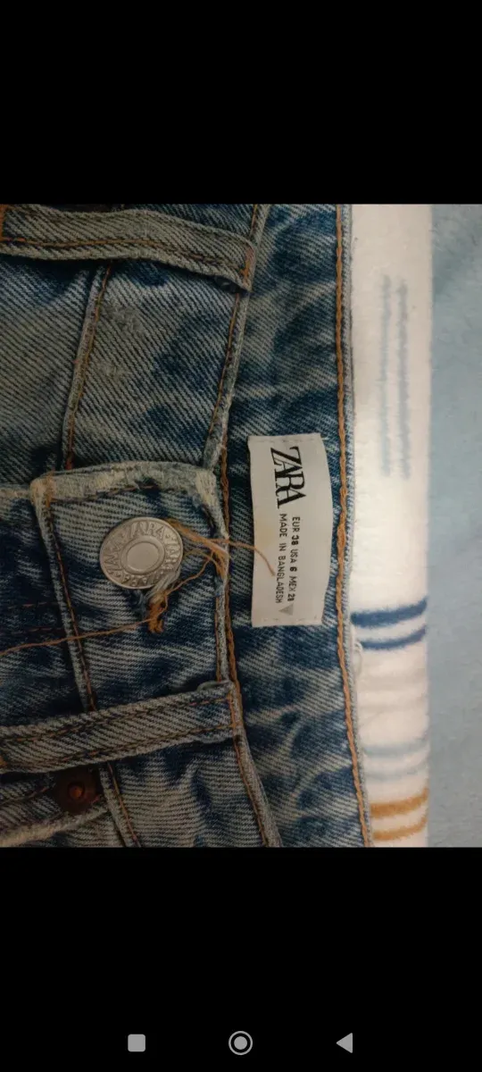 Pantalón vaquero Zara