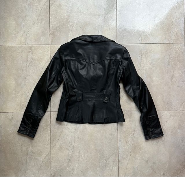 Chaqueta de Cuero 100% Stradivarius Vintage 