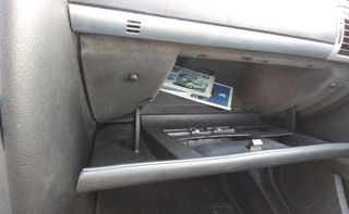 Guantera peugeot 407 sr confort 163209