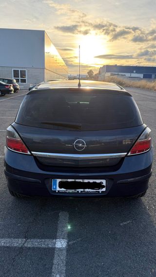 Opel Astra 2009