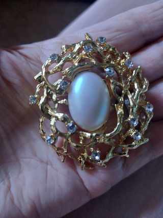 Broche dorado con perla y circonitas joyas regalo 