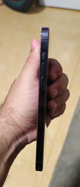 iPhone 14 Pro Max Morado
