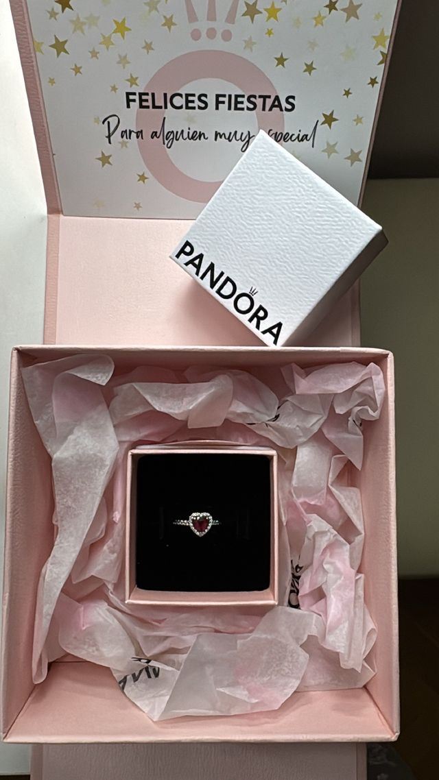 Anillo Pandora Corazón Rojo y Plata Nuevo