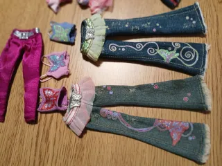Ropa Bratz: Conjunto de moda para muñecas