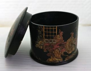 Cajita china lacada negra siglo XIX
