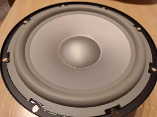 Infinity woofer 8 pulgadas 120w cmmd tecnología 