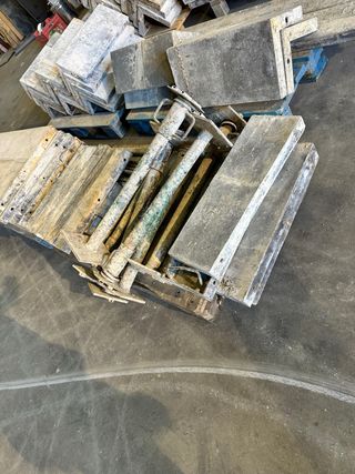 Chapas Encofrado Nichos Cementerio