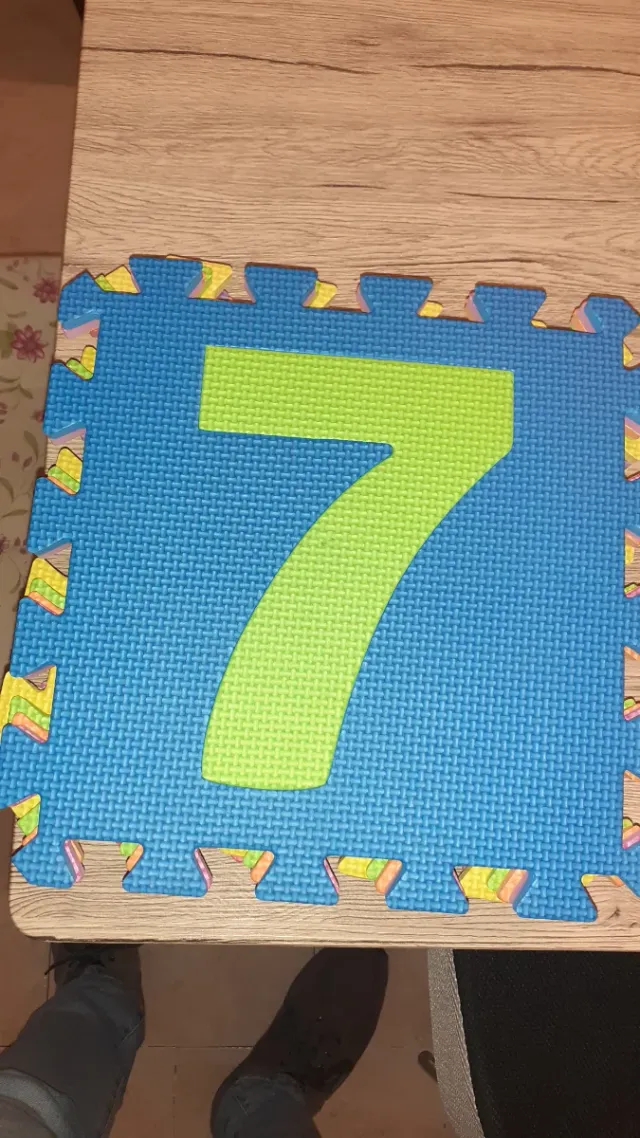 Tappetini puzzle imbottiti colorati