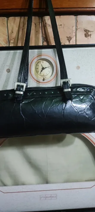 Borsetta donna pelle nera con zip