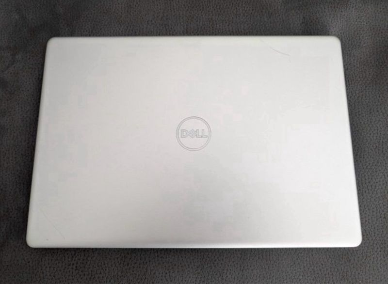 Portátil Dell Inspiron 15 5000 series afbeelding 5