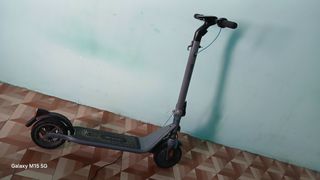 Patinete eléctrico Cecotec en buen estado