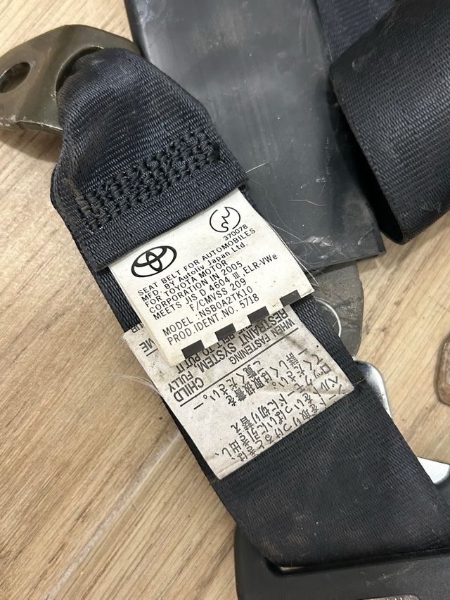 Cinturones Toyota Celica T23