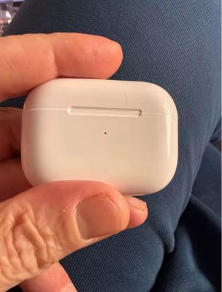 Cascos inalámbricos blancos