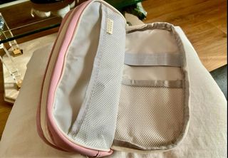 Estuche escolar o bolsa de aseo tela rosa/a estren