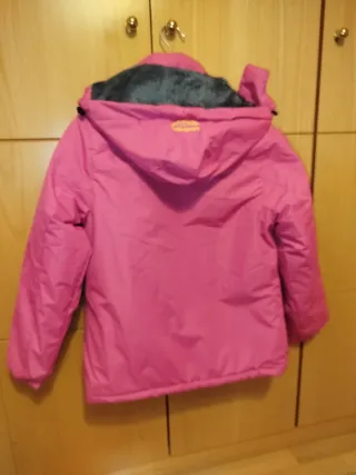NUEVA. Chaqueta de montaña mujer