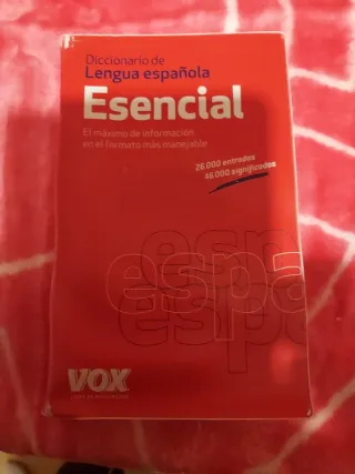 Diccionario Esencial Lengua Española VOX