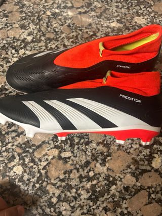 Botas de fútbol Adidas Predator 
Talla 44 
