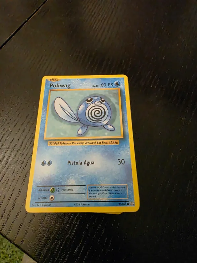 Pacchetto Pokémon 90 carte comuni 
