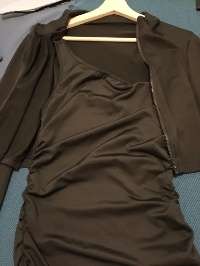 Conjunto Shein vestido y chaqueta