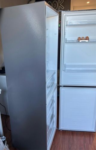 Nevera Combi Hisense D 
10 Años Garantía