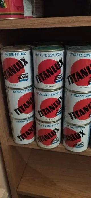 Liquidación: Esmalte Titanlux 375 ml