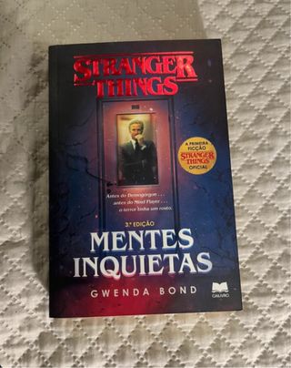 Stranger Things: Mentes Inquietas (Portuguese E...