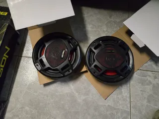 Altavoces Belson