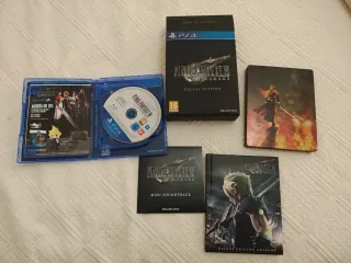 Final Fantasy VII Remake Deluxe PS4