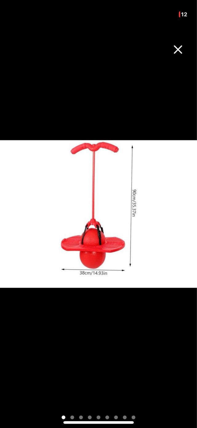 Menino da bola saltitante