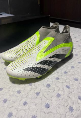 Botas fútbol Adidas Predator gama mas alta