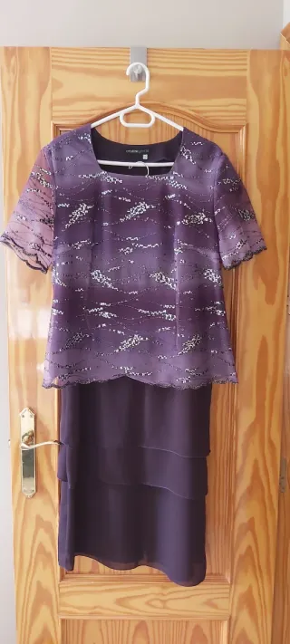 Conjunto 2 piezas morado y plateado.
