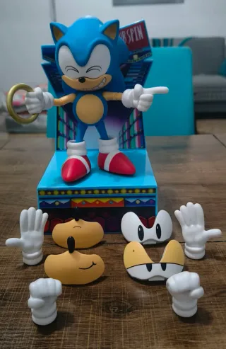 Figura Premiun Sonic con Accesorios 
