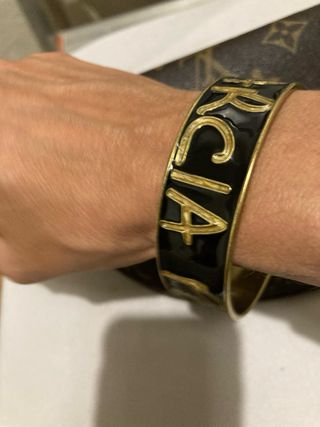 Pulsera Purificación  García Negra y Dorada