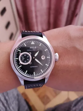 Reloj AVI-8 Automático Negro y Plateado